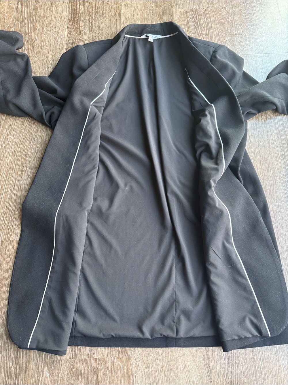 Women’s Black Open Front Blazer - Picture 6 of 7
